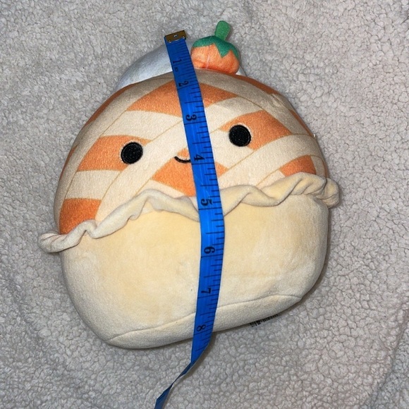 Squishmallows 7.5" PIPPIE THE PUMPKIN PIE PLUSH - Picture 13 of 15